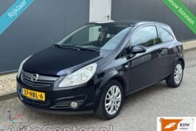 Opel Corsa (2008) thumbnail 1
