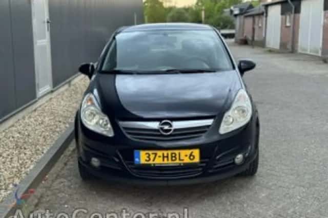 Opel Corsa (2008) thumbnail 6