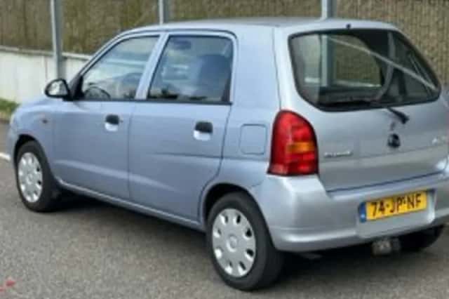 Suzuki Alto (2002) thumbnail 4