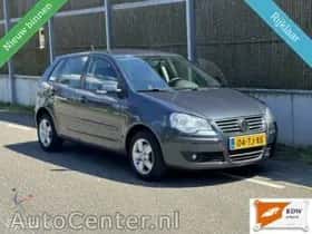 Volkswagen Polo (2006) thumbnail 2