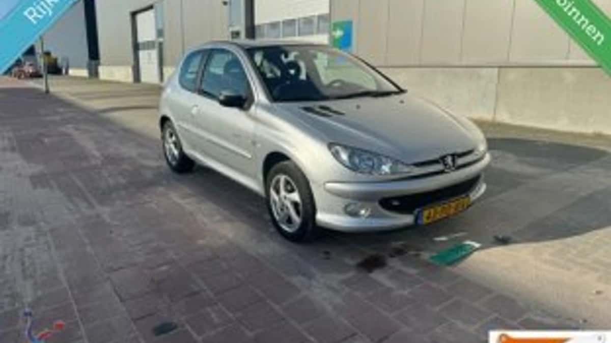 Peugeot 206 (2004) — foto 1