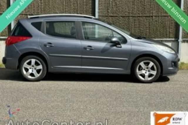 Peugeot 207 (2010) thumbnail 3
