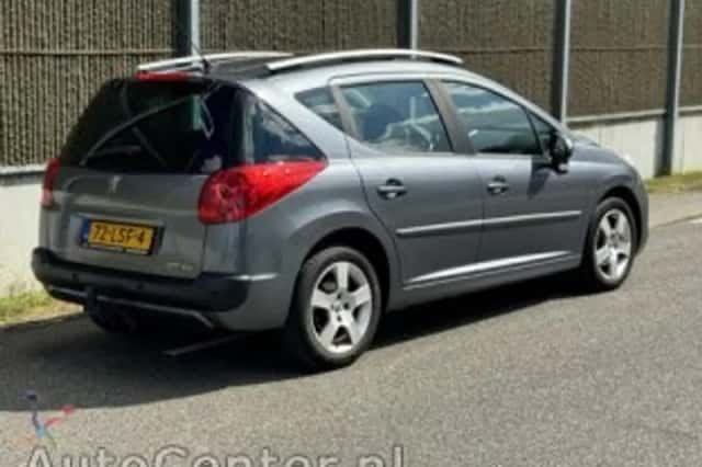 Peugeot 207 (2010) thumbnail 4