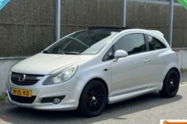 Opel Corsa (2008) thumbnail 1