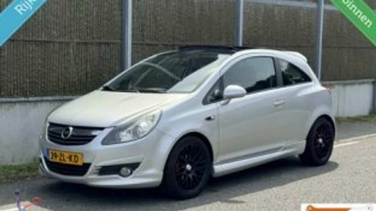Opel Corsa (2008) — foto 1