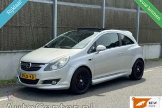 Opel Corsa (2008) thumbnail 1