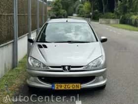 Peugeot 206 (2008) thumbnail 7