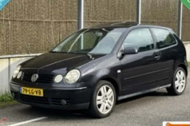 Volkswagen Polo (2003) thumbnail 2