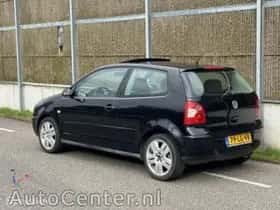Volkswagen Polo (2003) thumbnail 4