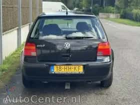 Volkswagen Golf (2001) thumbnail 8