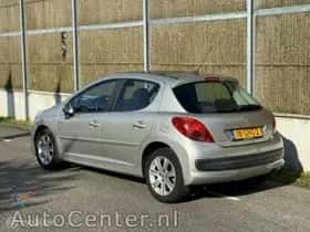 Peugeot 207 (2008) thumbnail 4