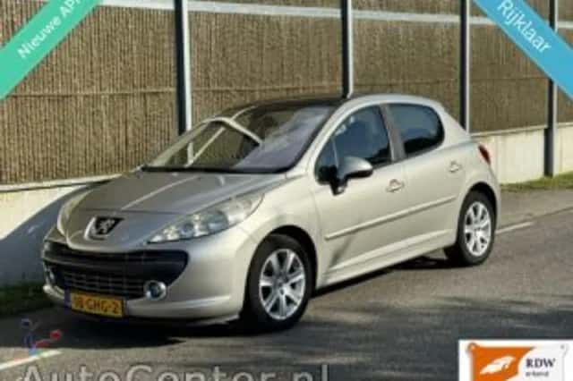 Peugeot 207 (2008) thumbnail 2