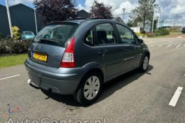 Citroën C3 (2006) thumbnail 6