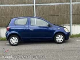 Toyota Yaris (2000) thumbnail 6