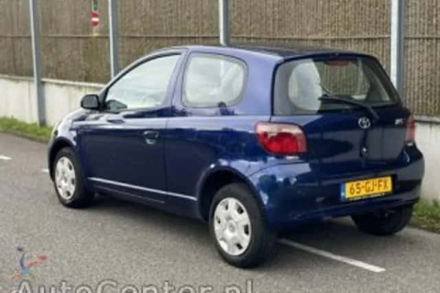 Toyota Yaris (2000) thumbnail 5