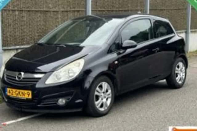 Opel Corsa (2008) thumbnail 1
