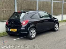 Opel Corsa (2008) thumbnail 4