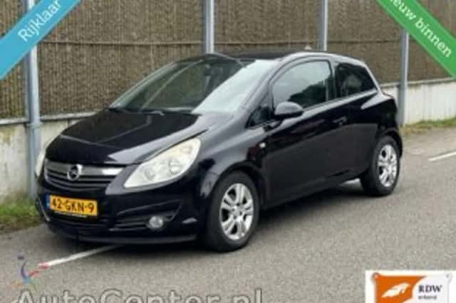 Opel Corsa (2008) thumbnail 1