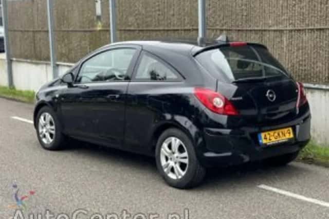 Opel Corsa (2008) thumbnail 5