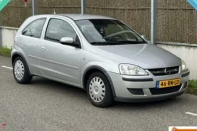 Opel Corsa (2005) thumbnail 1