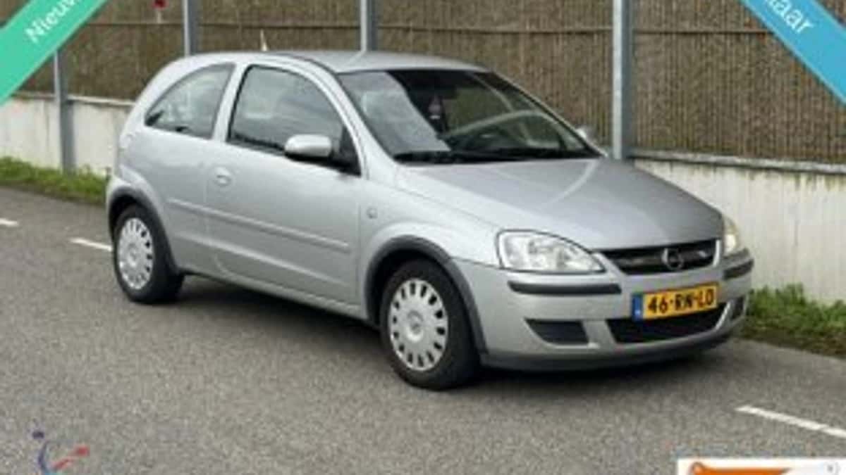 Opel Corsa (2005) — foto 1