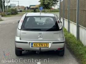 Opel Corsa (2005) thumbnail 7