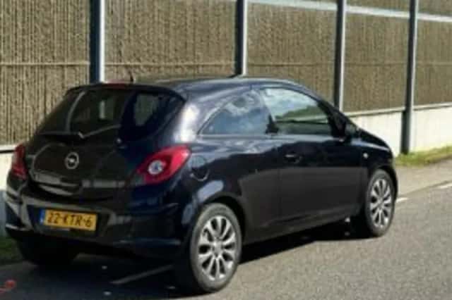Opel Corsa (2010) thumbnail 5