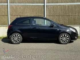 Opel Corsa (2010) thumbnail 6