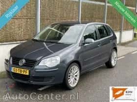 Volkswagen Polo (2006) thumbnail 2