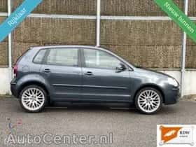 Volkswagen Polo (2006) thumbnail 3