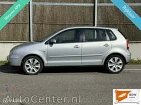 Volkswagen Polo (2003) thumbnail 3
