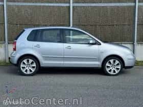 Volkswagen Polo (2003) thumbnail 6