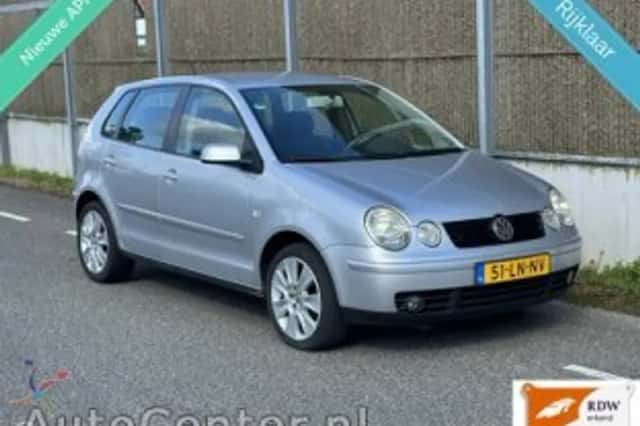 Volkswagen Polo (2003) thumbnail 2