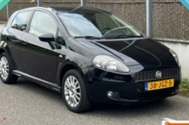 Fiat Grande Punto (2009) thumbnail 2