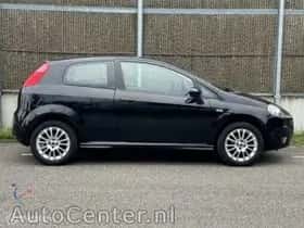 Fiat Grande Punto (2009) thumbnail 6