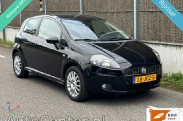 Fiat Grande Punto (2009) thumbnail 2
