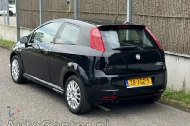Fiat Grande Punto (2009) thumbnail 5