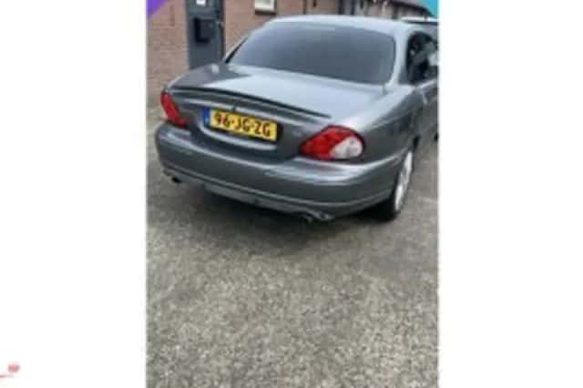 Jaguar X-Type (2002) thumbnail 2