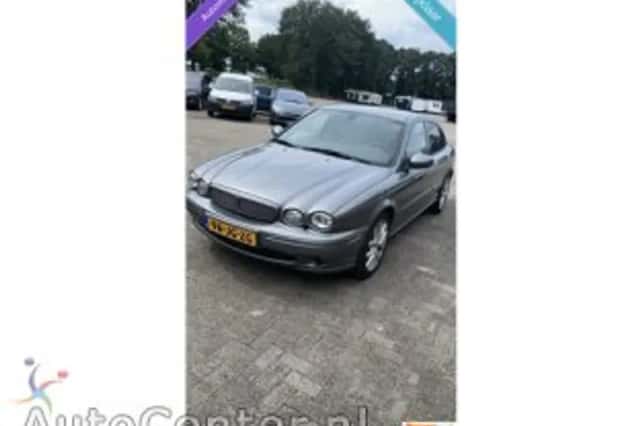 Jaguar X-Type (2002) thumbnail 1