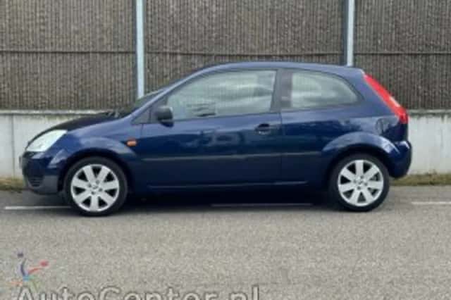 Ford Fiesta (2005) thumbnail 6