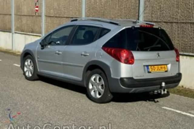 Peugeot 207 (2009) thumbnail 4