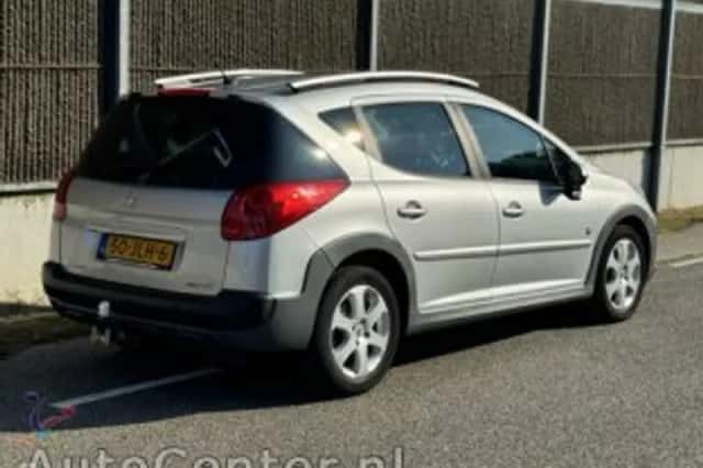 Peugeot 207 (2009) thumbnail 5