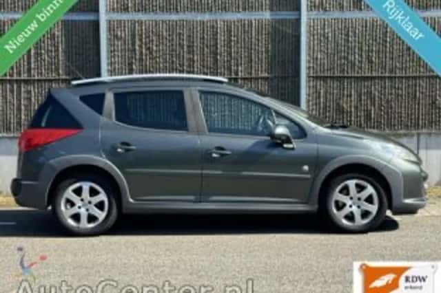 Peugeot 207 (2008) thumbnail 3