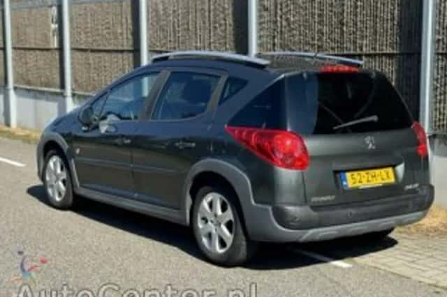 Peugeot 207 (2008) thumbnail 5
