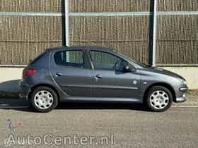 Peugeot 206 (2008) thumbnail 6