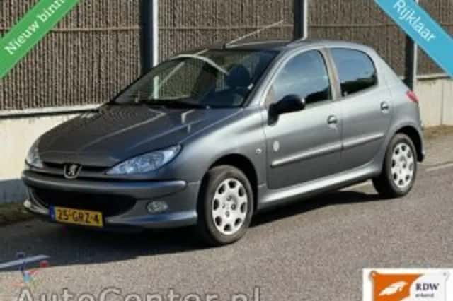 Peugeot 206 (2008) thumbnail 1