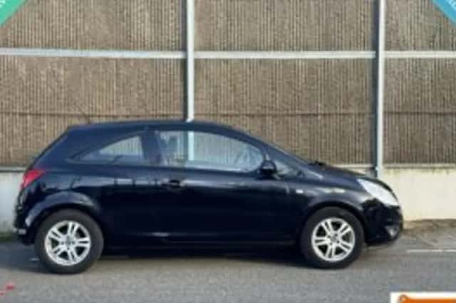 Opel Corsa (2008) thumbnail 3
