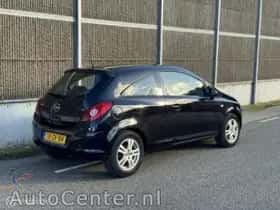 Opel Corsa (2008) thumbnail 4