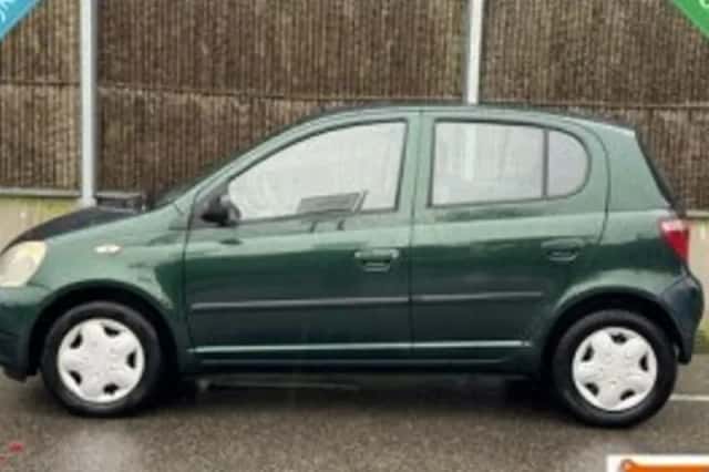 Toyota Yaris (2002) thumbnail 3
