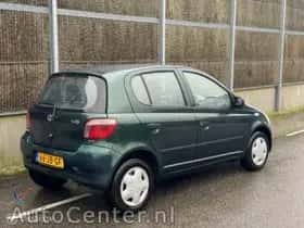 Toyota Yaris (2002) thumbnail 4